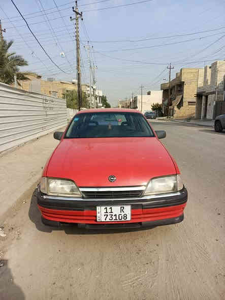 السلام عليكم 
اوبل اوميكا استيشن موديل 1993 
سنويه بأسمي رقم بغداد دولي الجديد هزه جديد  كير عادي مكينه 2000 وكير مكفول 
اوربي السيارة بدون صبغ فقط جاملغ خلفي 
تخم تاير جديد 
خمسه ويل كب 
( فيت بم _ نوزل _ بلكات ) جديد 
السيارة جاهزه على اخر حبايه ترايك وين ماتريد 
السعر 45 وبيها مجال قليل 
مكاني بغداد حي الجهاد 
***********
