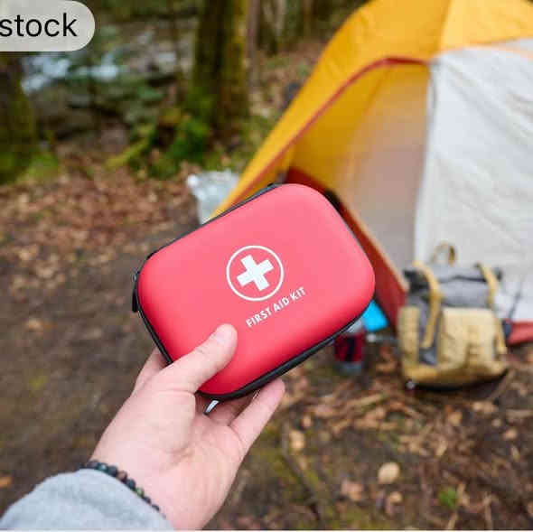 � حقيبة الإسعاف الضرورية لكل بيت! 🔥

لا تنتظر يصير حادث حتى تدور على الإسعافات…
هسّه وفر الأمان إلك ولعائلتك مع حقيبة الإسعافات الأولية العملية!

🟥 تصميم قوي ولون أحمر يخليك تلقاها بسرعة وقت الحاجة
🟩 تحتوي جيوب مرتّبة لتنظيم كل الأدوات الطبية
✂️ تضم شاش، ضمادات، مقص، لواصق طبية وأكثر
🏠 مثالية للبيت، السيارة، السفر والطلعات

💡 خفيفة، متينة، وسهلة الحمل…
خلي الأمان بمتناول إيدك

سعر : 10 الف فقط

عنوان : كركوك شارع جمهوري مودا مول 

متوفر توصيل لكل محافظات العراق 5 الف 

*********** بي واتساب
