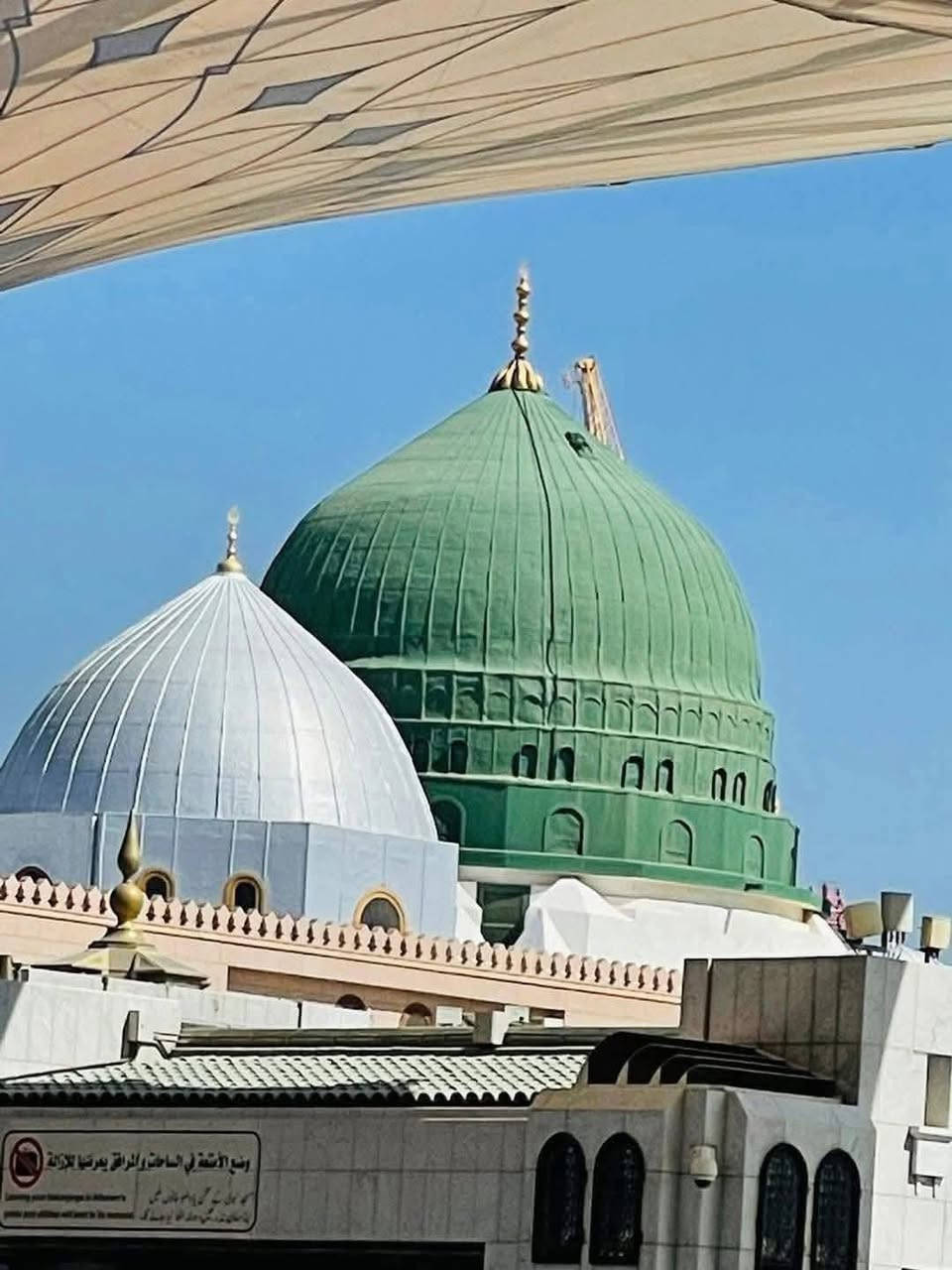 ‏   بســم اللـــه الـــرحمن الرحيم 
‏
‏قال رسول الله ﷺ: "العُمْرَةُ إلى العُمْرَةِ كَفَّارَةٌ لِما بيْنَهُما"
‏على بركة الله تعالى 
‏تعلن حملة الكوثر عن تيسير رحلاتها إلى بيت الله الحرام وزيارة النبي الاكرم محمد صلى الله عليه واله وسلم وائمة البقيع عليهم السلام
‏
‏🕋 برنامج العمره 🕋
‏
‏عمره شهر محرم الحرام المفردة يوم ١٥ محرم
‏  
‏&_ احرام رجالي + حقيبة كتف 👜👜 جادر نسائي +حقيبة كتف
‏&_ 3 وجبات طعام بوفيه مفتوح
‏&_3 ايام المدينه المنوره  فنادق المنطقة المركزيه 🕌
‏
‏&_ 6 ايام مكة المكرمة محبس الجن 🕋
‏&_ زيارة المزارات الدينيه في مكه والمدينه المنوره
‏
‏&_رحلة اختيارية إلى مدينة جدة عروس البحر الأحمر ⛵️
‏السعر  ٦٥٠ ألف  نقدا
يوجد اقساط وبشكل مريح

‏ملاحظة :مهمة جدا
‏ &يرجى تسليم الجوازات وبالسرعة الممكنة  ومن الله التوفيق
 يمكن لجميع المحافظات الحجز عبر الواتساب والدفع والماستر كارد 
‏&_جواز سفر +صورة خلفية بيضاء 
‏&_يرافق الحملة مرشد ديني مجاز من هيئة الحج والمرة
‏&_العنوان  بابل القاسم 
‏جميع الأرقام واتساب اتصال
‏ *********** ابوسيف الجوذري
‏‪***********‬
‏***********ابو احمد حازم الجوذري 
‏&_خدمةضيوف الرحمن شرف لنا
