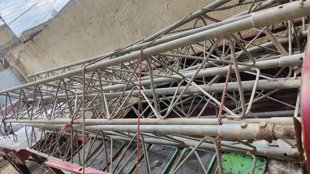 برج أنترنيت للبيع 7 قطع جديد خاص مامتواجد فقط اتصال *********** عمارة, ميسان
