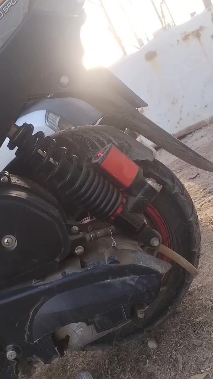 ماكس صيني موديل 25تزويد بلادي ما مفتوحه كله تعديل بلاد للبيع 900وبيه مجال حك جيي تواصل ***********
