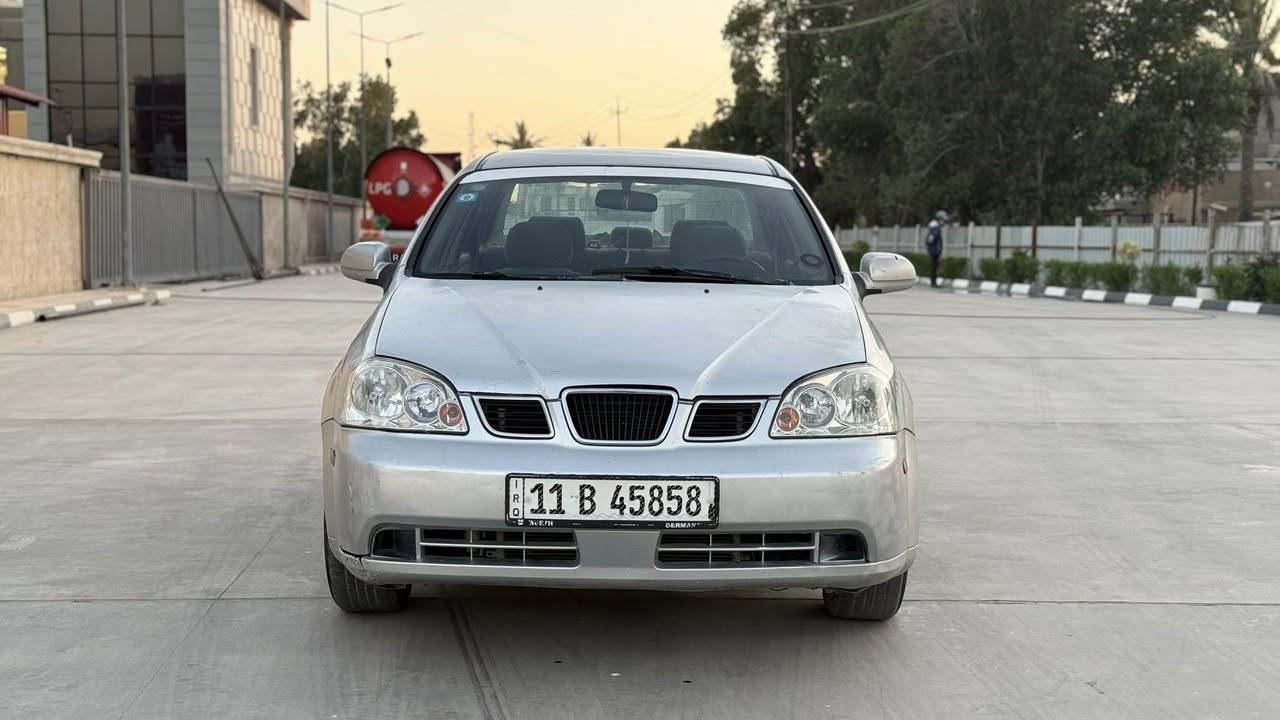 سلام عليكم أوبترا فورنزه 2004 للبيع او مراوس حسب القناعه السياره خير من الله مكينه 2000 كير اوتو جديد تبريد ثلج رقم بغداد مميز بأسمي ثاني يوم احولك مكاني البياع السعر 50 وبيها مجال حك الجيه فقط وشكراً 
المراسله وتساب حصراً ***********
اتصال ***********
