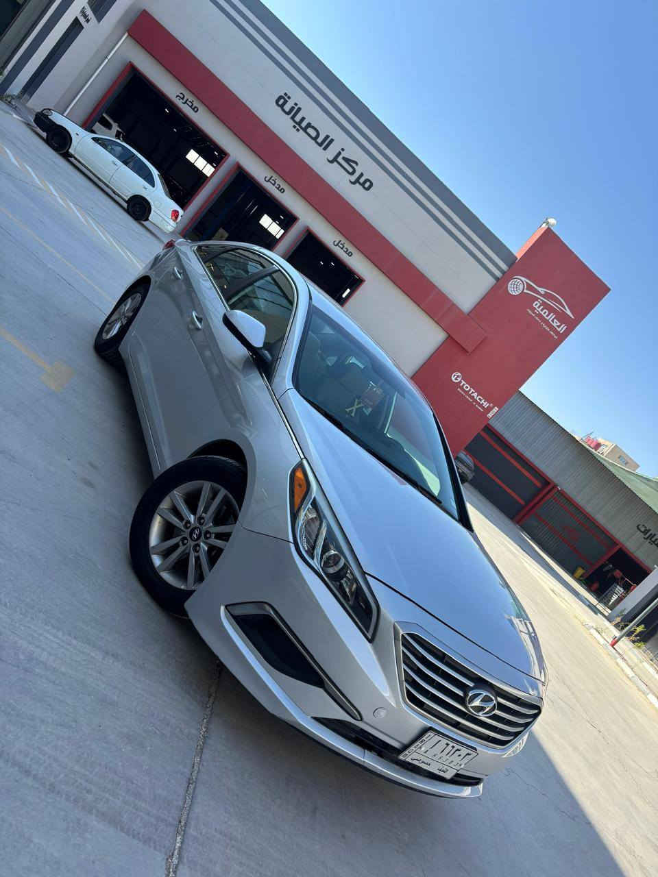 السلام عليكم
سوناتا للبيع  مديل 16 بيهه قطعه البنيد  وبارد قليل كلش بالقماره السونار موضح بالمنشور 
 مداور ثاني يوم سعرهه ( 118 ) وبيهه مجال 
 
الاتصال 

***********
