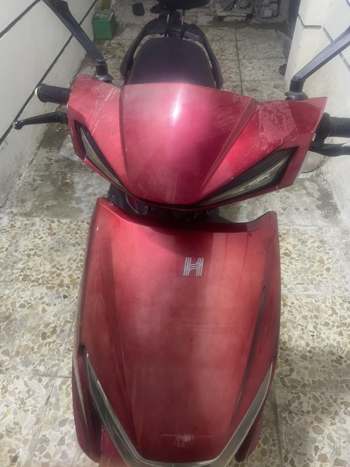 سلام عليكم دراجه شحن لبيع حلوه ونضيفه قبل رمضان بيومين مدله بطاريات 🔋 يعني جديده لد + عالي ناصي مثبت سرعه اشاره يمنه يسره زوج تاير جديد جنده كبيره   مكاني بغداد الحبيبيه او مدينه الصدر  رقم ***********  وسعر خاص
