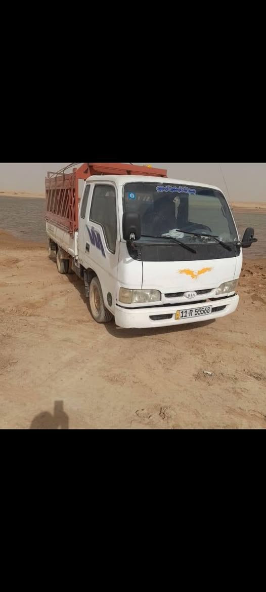 كيا فنتيره موديل 98
رقم بغداد انكليزي 
سيارة جاهزه من كلشي محرك 
كير تايرات  سيارة حلوه مكان سماوه ***********
