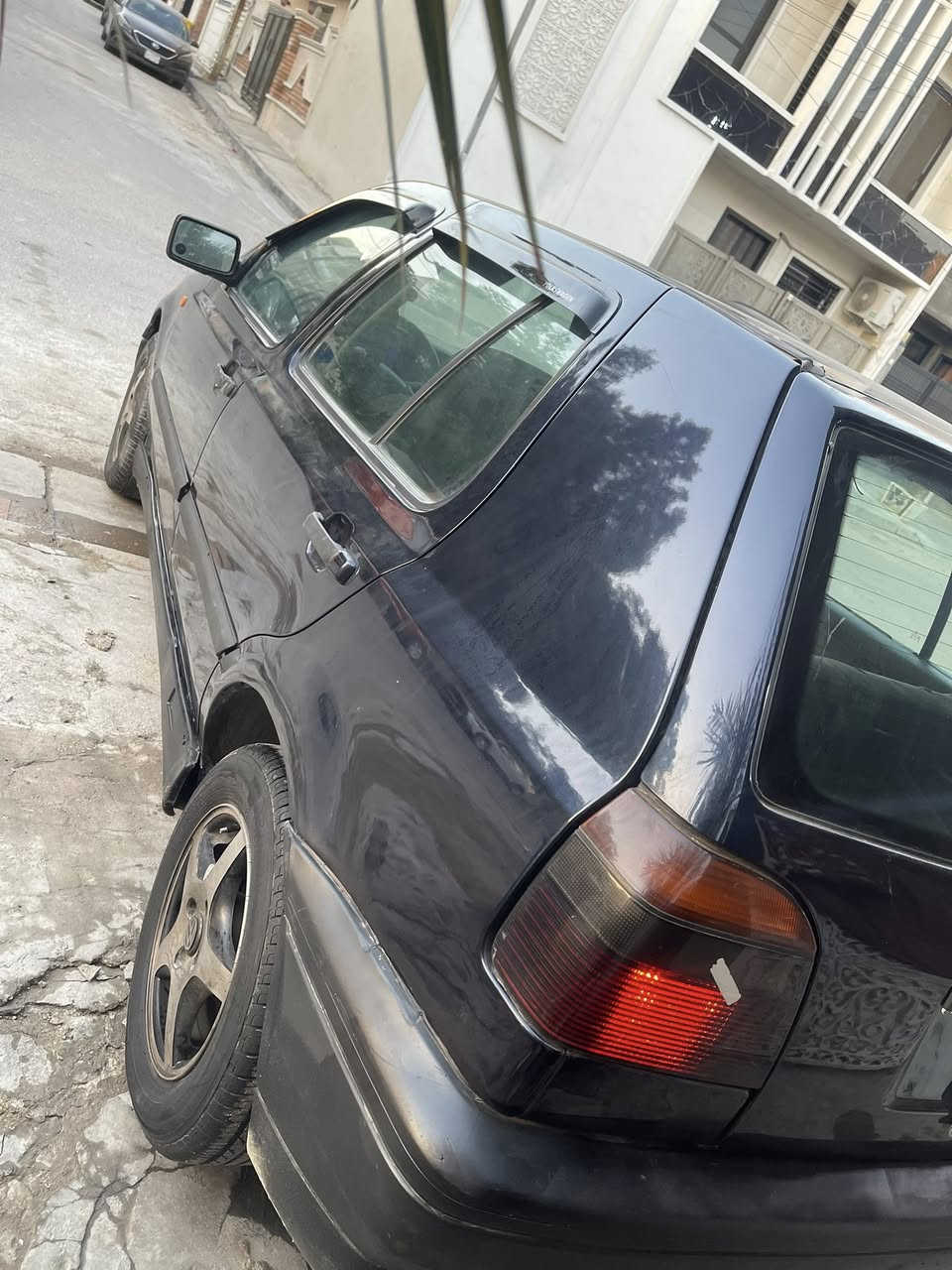 كولفmk3  مكينه1800 كير اوتو شرط كفاله جطل واحد مابيه شرط بلاديه صدر نضيف بدون ضربهكهربائيلت جاهزه رقم بغداد تحويل مباشر بلادي ٤ ستد السعر٤٥ مكاني بغداد حي جهاد***********
