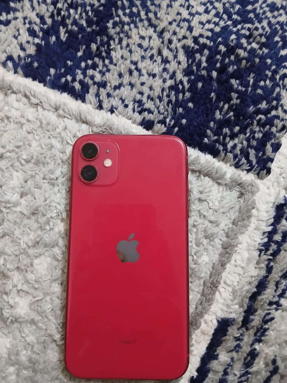 سلام عليكم آيفون ١١عادي اي عيب ما بي نضافه ١٠٠ بطاريه ١٠٠ شاشه اصليه من ابل سعر ٢٥٠ وبي مجال مراسله علا هذا رقم ***********
