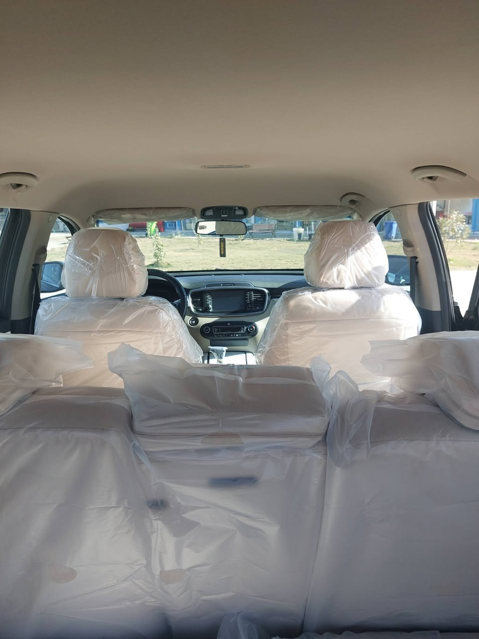 السلام عليكم ورحمة الله وبركاته
سورنتو خليجي 2020 للبيع رقم قادسية بأسمي
مكان مركز محافظة الديوانية 
مواصفاتها فول ما عدا البانوراما 

6سلندر ماشيه 76 الف ما متعوبه السيارة نضيفة كلش 

مكفولة من الحادث والصبغ بيها فقط حالوب وشبر بارد في بداية البنيد كلشي موضح بالسونار والتصوير 

الي يحب يستفسر عن السعر وباقي التفاصيل 

يتصل على*********** وتساب شغال 

تحياتي للجميع
