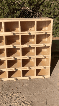 سلام عليكم 
شغل حسب طلب كشوانيات 
مال حمام هم اشتغل لدجاج 
القياسات كل مربع
أرتفاع 25سم
العرض30سم
النزال30 سم
شغل جميع خانات كشوانيات خانات ابراج 
عطلب العنوان كركوك قرب جسر ولاده 
***********
