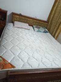 سرير • ٤٠ قطعة • بي مجال