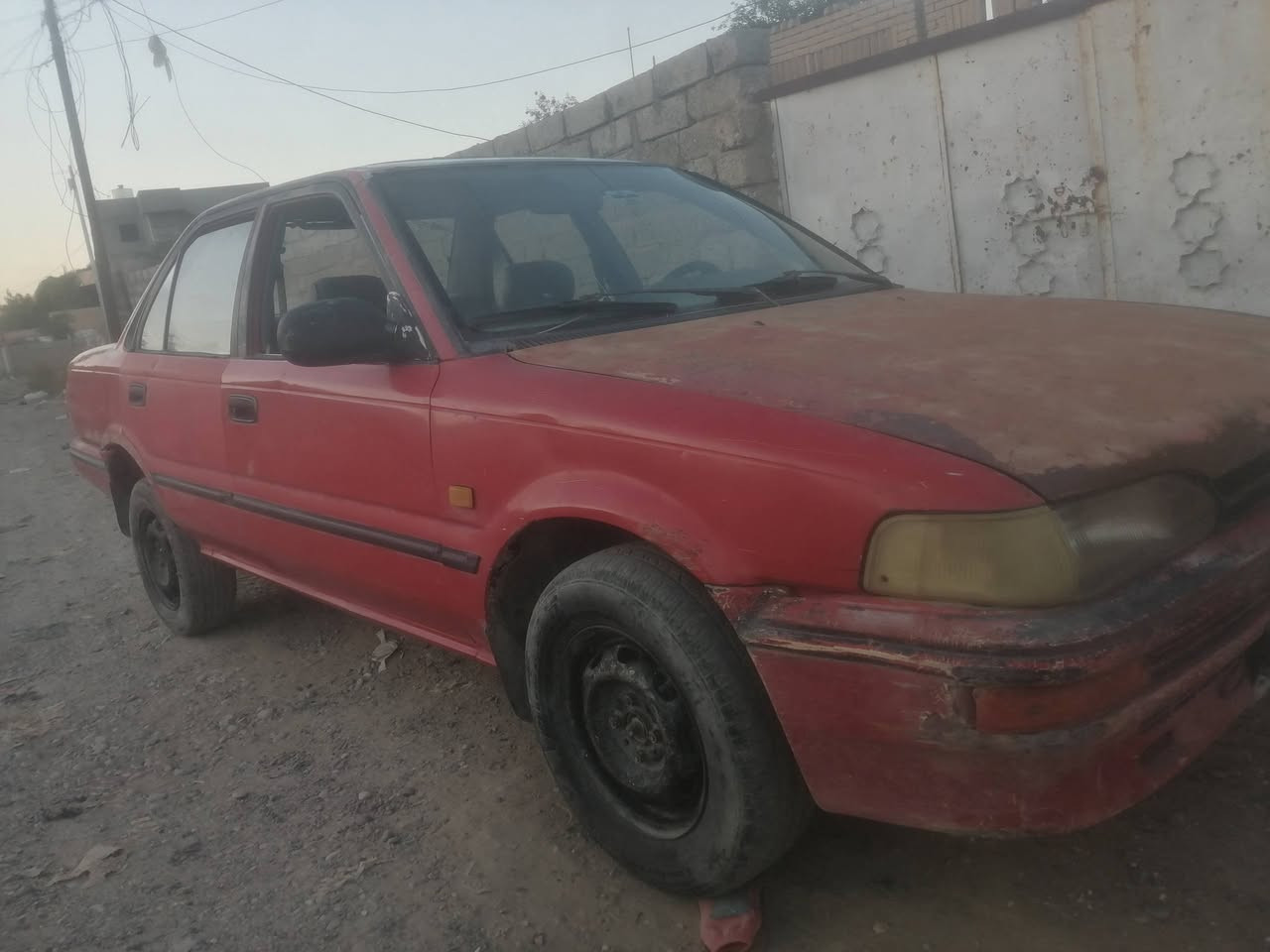 بعد التحيه وسلام كورله موديل قديم مصطره سياره شغاله رقم كركوك راعيها ماندلو سنويه صاقطه بل 19 السعر 15 وبيها مجال ***********

