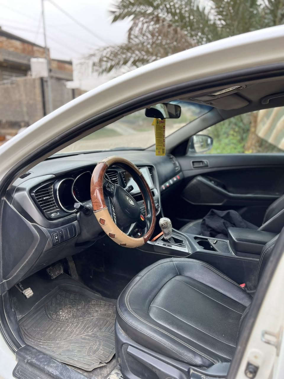 السلام عليكم للبيع أوبتما موديل 11كويتي مكينه 2400كير محرك حداديه تخم تاير جاهزه من كلشي رقم بغد الماني تحويل مباشر السياره كفالة عامه من الصبغ والضربه والتبديل السعر 105 وبيه مجال العنوان بابل محاويل مفرك السده رقم الهاتف***********
