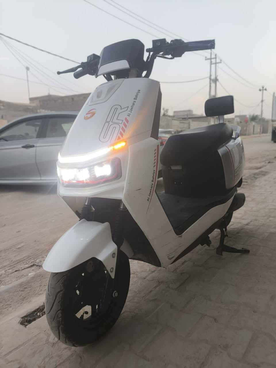 دراجه SR شحن جديده كلش 2025
6 بطاريات 
السعر  (630)وبيه مجال جوه السوق  مكاني نجف ابو صخير  وهاذه رقمي ***********
