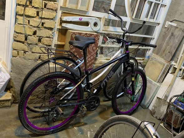 سلام عليكم بايسكل ياباني حجم 26 بايسكل نضيف ومرتب ولونة نادر بريك امامي شغلا خلفي بس يرادله قمجي سعرة ب100 ومجال حلو 
مكاني بغداد شعب 

للتواصل ***********
