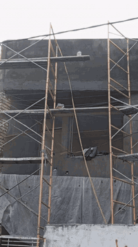 السلام عليكم
خلفة متفرغ حاليا 
اشتغل لبخ ناعم لبخ خشن طلس مادة ديكورات واجهات انواع الديكورات فوم بشته جف قيم
تطعيم بورسلين سيراميك كوبلنات ،جص وبورك 
شغل درجه اولى مصاطر وكبان 
ترميم تصليحات وتدللون 
مكاني بغداد الكرخ 
رقم تلفوني ***********
