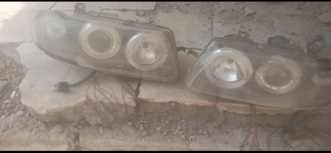 للبيع لايتات استرا فكترا عنوان موصل ***********///***********
