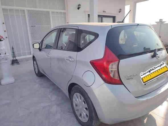 سلام عليكم للبيع نيسان فيرسا نوت ٢٠١٦ SV
- سياره مال بيت نضيفه رقم سليمانية سنويه وهزه جديد 
-تبديل جاملغ سكن امامي تجاري و خلف سكن بلادي فقط باقي كلها بشرط سعر 110$بي مجال 
-الهاتف . ***********
