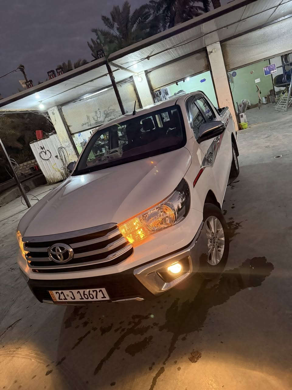 سلام عليكم تيوتا موديل24 كفاله عامه ماشيه37سعر 285وبيه مجال بسيط اوتماتيك ستفسار عرقم ***********
