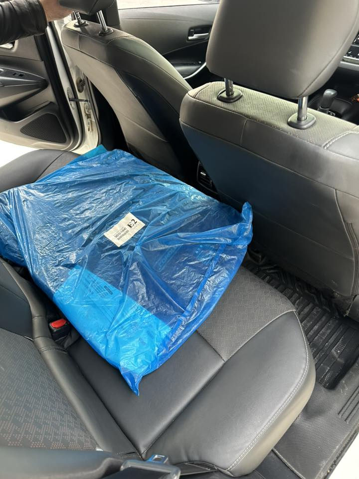 Crola 2024 HEV🪬
٣٥٠٠٠ کم ڕۆشتوە
هەموو گیانی بەشەرت هیچی پێوە نیە
کوشن جلدو سڵاید 
***********
