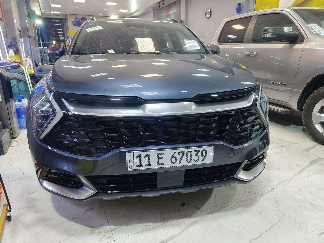 السلام عليكم
للبيع كيا سبورتج SX فول مواصفات 
الحادث مرافق مع المنشور 
موديل 2024 
السعر 205$ بغداد مرقم 
الاتصال فقط 
***********
