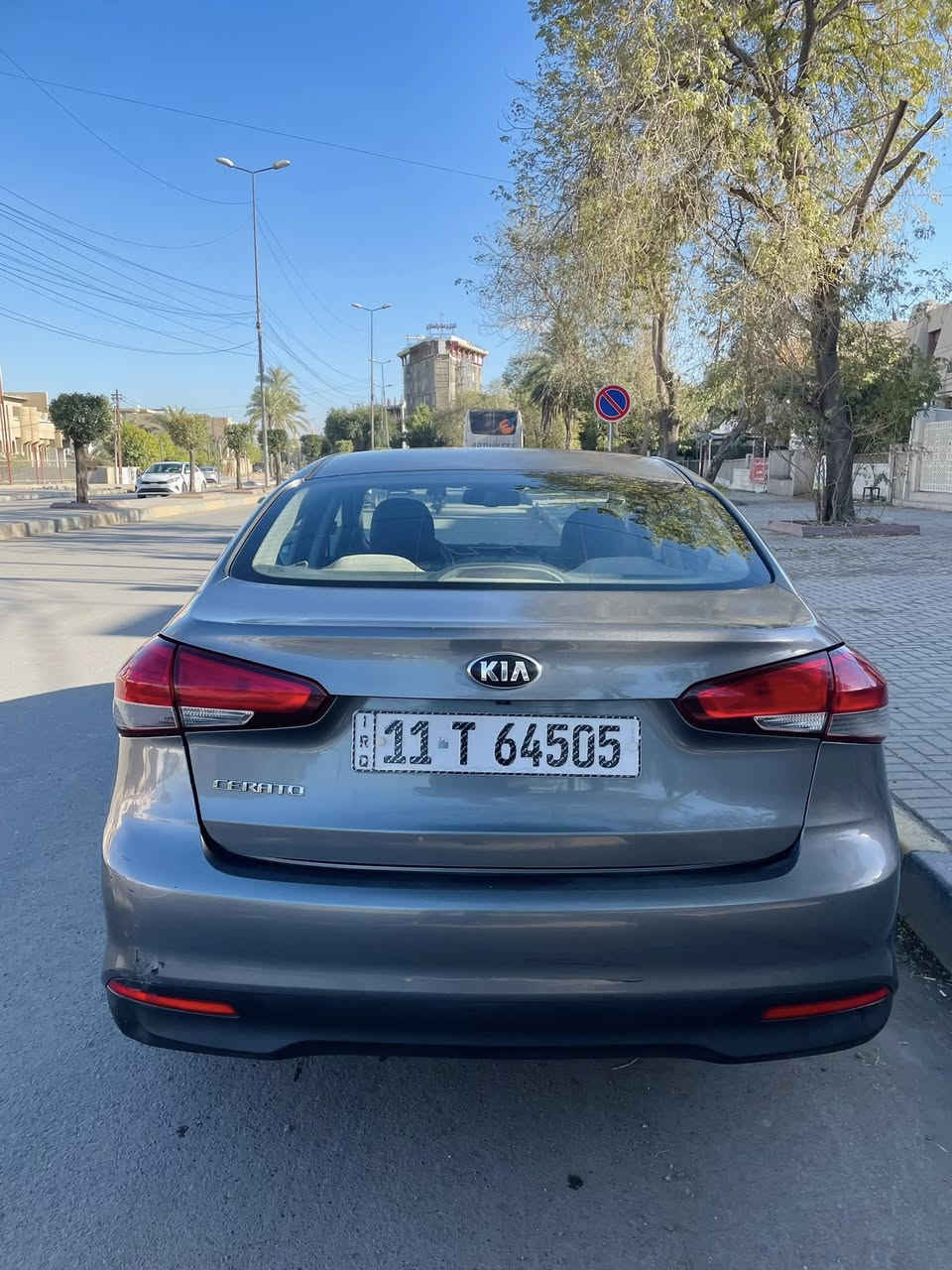 سيراتو ٢٠١٧ ماشية ١١٠.٥٠٠ صورة السونار موجودة 👇 مكينة ١٦٠٠ دوش رقم بغداد مكاني الكاظمية السعر ١٢٨ 
مواصفات استندر + كاميرا


**إذا كنت صاحب هذا الإعلان وتريد حذفه لأي سبب، رجاءا أرسل رسالة إلى الدعم الفني**