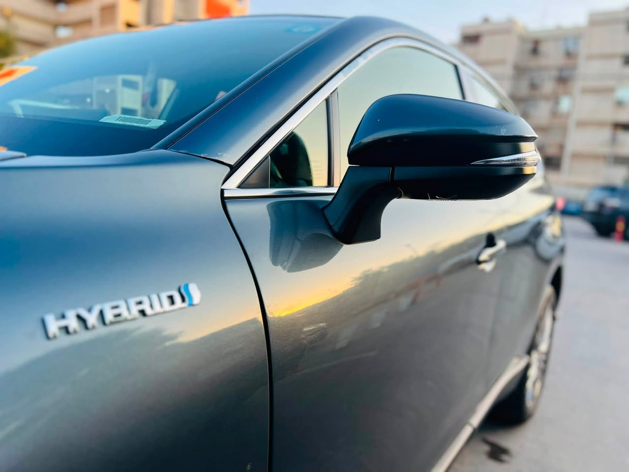 تويوتا فينزا 2021 – هايبرد لمتد | فخامة يابانية بتقنيات عالية 
@

سيارة SUV أنيقة تجمع بين القوة والاقتصاد، مع مواصفات راقية تناسب جميع الأذواق!

ا

المواصفات: – محرك 2500 سي سي هايبرد اقتصادي وقوي

– نظام دفع رباعي  (AWD)

– سقف بانوراما واسع

– داتا شو

• نظام كاميرات 360 درجة (4 كاميرات)

– مرقمة بغداد

– مقاعد جلد فاخرة بتحكم كهربائي

– تدفئة وتبريد للكراسي الأمامية

– شاشة وسطية كبيرة تدعم Apple CarPlay وAndroid Auto

– عداد ديجيتال متطور

– صندوق خلفي كهربائي

– إنارة LED أمامية وخلفية

– تشغيل بصمة + دخول ذكي

– تحكم كامل من الستيرن

– نظام تثبيت سرعة ذكي

– حساسات أمامية وخلفية

– مكيف أوتوماتيكي ثنائي قطعتين خلفي وامامي

– حساس امامي خلفي

– نظام سماعات jbl

الحادث : موضح بالصور مكفول شاصي لغد

السعر  150 وبيها مجال حك الجية

الموقع: بغداد الصالحية

للاستفسار: ***********
