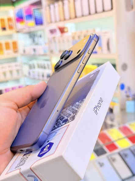 ايفون 17برو ماكس ذاكره 256بطاريه 100مشحون 11مره فقط جهاز اخو جديد زلغ واحد مابي وتر بروف جهاز بمعنه كلامه نضيف هوه جديد سوه عربي شرق ارسط ضمان وكاله اي بي ام ملحقات كامله سعر مليونين 100قفله من الاخير 
بغداد البياع شارع عشرين مكتب ماستر للمبايل 
***********
