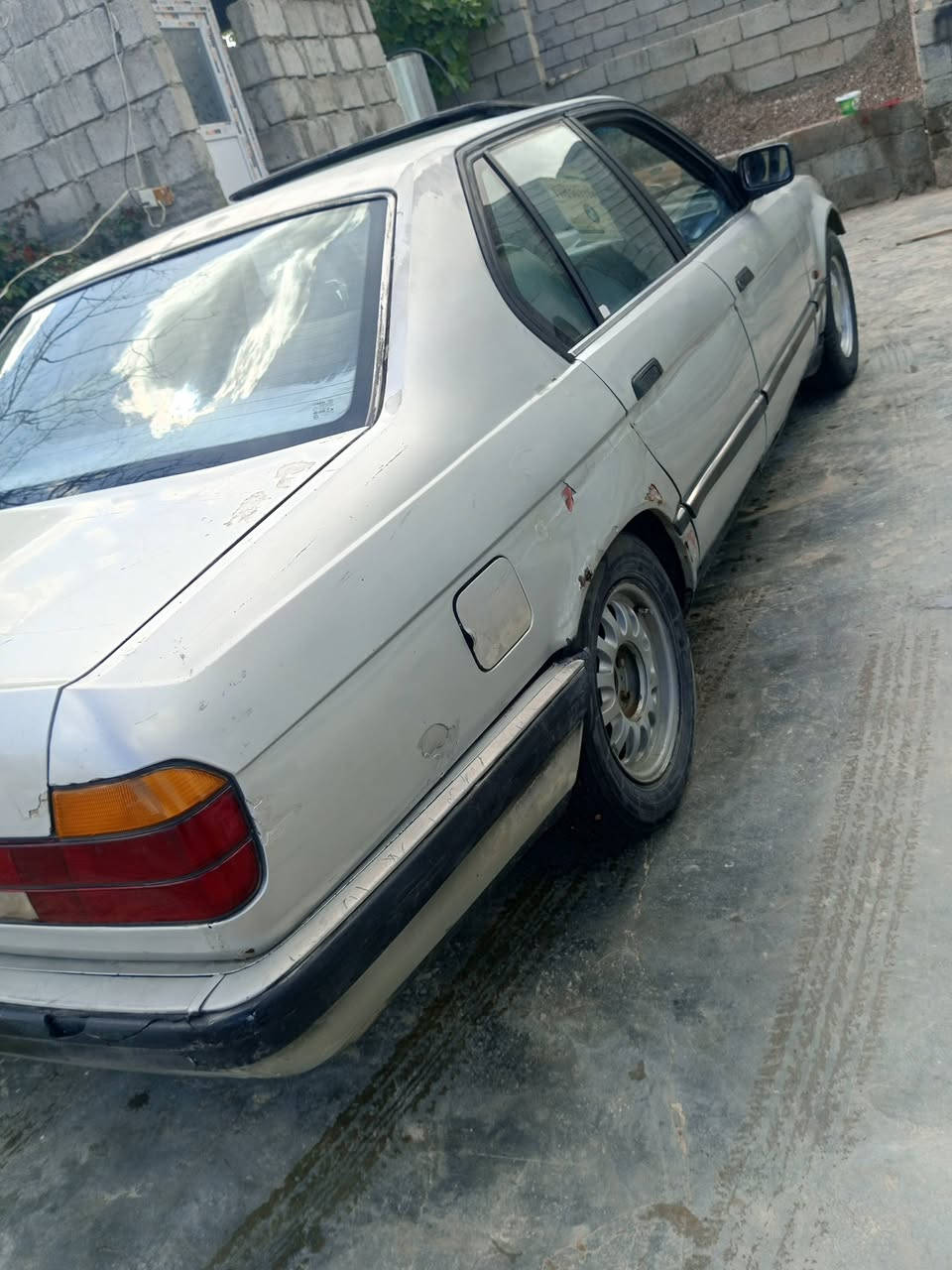 السلام عليكم بيئم 735 رقم صلاح الدين شرط التحويل  دبل جام الايت عالي ناصي تواير جدد مسجل شغال سماعات رقم 1 كشرهه حلو كهربائيات كلهه شغاله  مراوس يرهم شعندك نزل للتصال الاستفسار اكثر ***********
