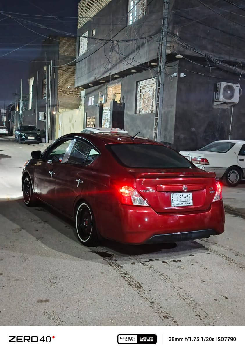 السلام عليكم نيسان فيرسا  البيع او مراوس
موديل 18 رقم الدول الجديد السنويه ال30بشهر ال11يلا تنتهي حبايب كلبي السياره بسمي شخصين تاخذ مني مداور ثاني يوم 
السياره بيها ضرر من امريكا فقط جاملغ امامي جهت العبري  و بل عراق صار بيها قطعتين صبغ و بيها تعدل خفيف بل لغد 
السياره جديده ما عايزها اي شي مكينه و كير و حداديه خير من الله تبريد تخم تاير ابو الخطة ويل حجم 15
داخل اسود اربعه جام كهربائ السياره جاهزه من كلشي
كاعيه جلد تحكم ستيرن 
 كامره خلفيه حساس خلفي 
منضومه زنزن بيها السياره 
و بل عافيه ع ياخذها
 اخواكم و خادمكم امير النعماني مكاني نجف كوفه حي ميسان 
السعر المطلوب 90وبيها مجال  
،***********
