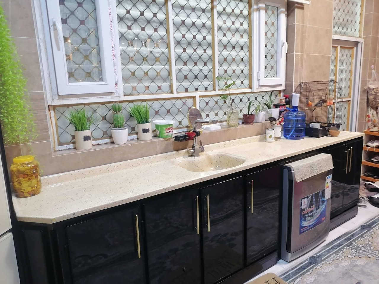 كاونتر للبيع السعر مليون ونص وبي مجال ويا طباخ والفرن المكان سامراء


**إذا كنت صاحب هذا الإعلان وتريد حذفه لأي سبب، رجاءا أرسل رسالة إلى الدعم الفني**