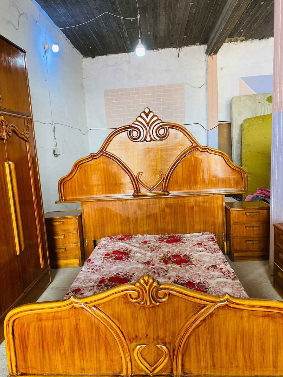 غرفه صاج تسكام وثكيله الضهر جرجوبه بدون مناميه سته باب وملحق مستعمله نظيفه السعر 550 ألف العنوان العزيزيه المراسله *********** يوجد واتساب وماسنجر وتوصيل بل الاجره الصويرة, واسط
