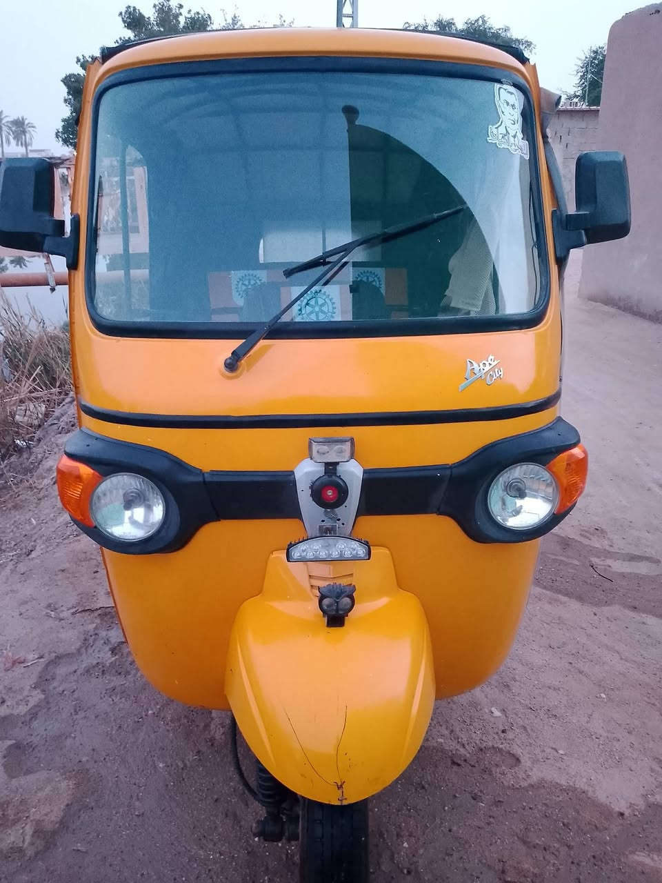 سلام عليكم تكتك البيع رقم وسنويه سعر 4وبيها وبيها مجال مكاني البصره شط العرب نهر حسن ***********
