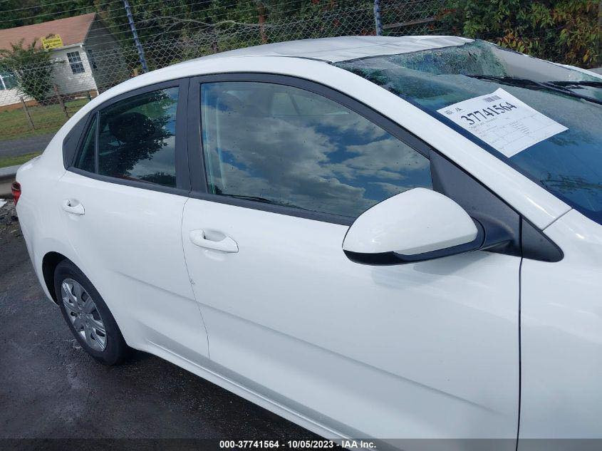 السلام عليكم سياره كيه ريو موديل 2022 ماشيه حاليا 46 الف زيرو السياره حادث امريكا تكمه السائق رجعت حاره 
والقماره اشبرين عله عرضها بارد رجعت 
السعر 115 وبيها مجال قليل 
رقم الهاتف ***********
