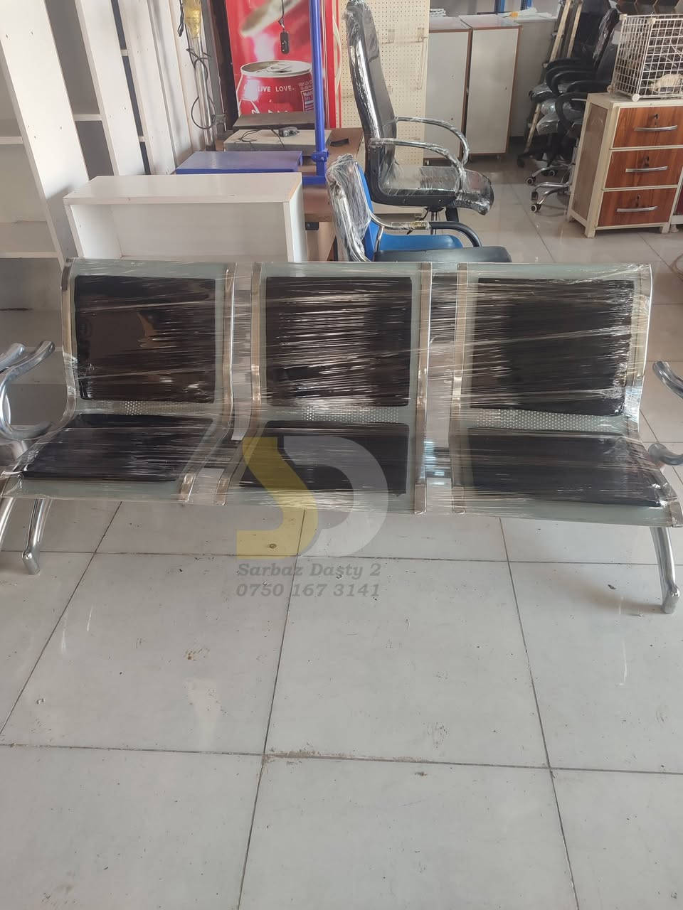 کورسی ٣ نەفەری بە کوشن و بێ کوشن دەستی دوو  خاوێن شوێن سەروچاوە ***********_***********
