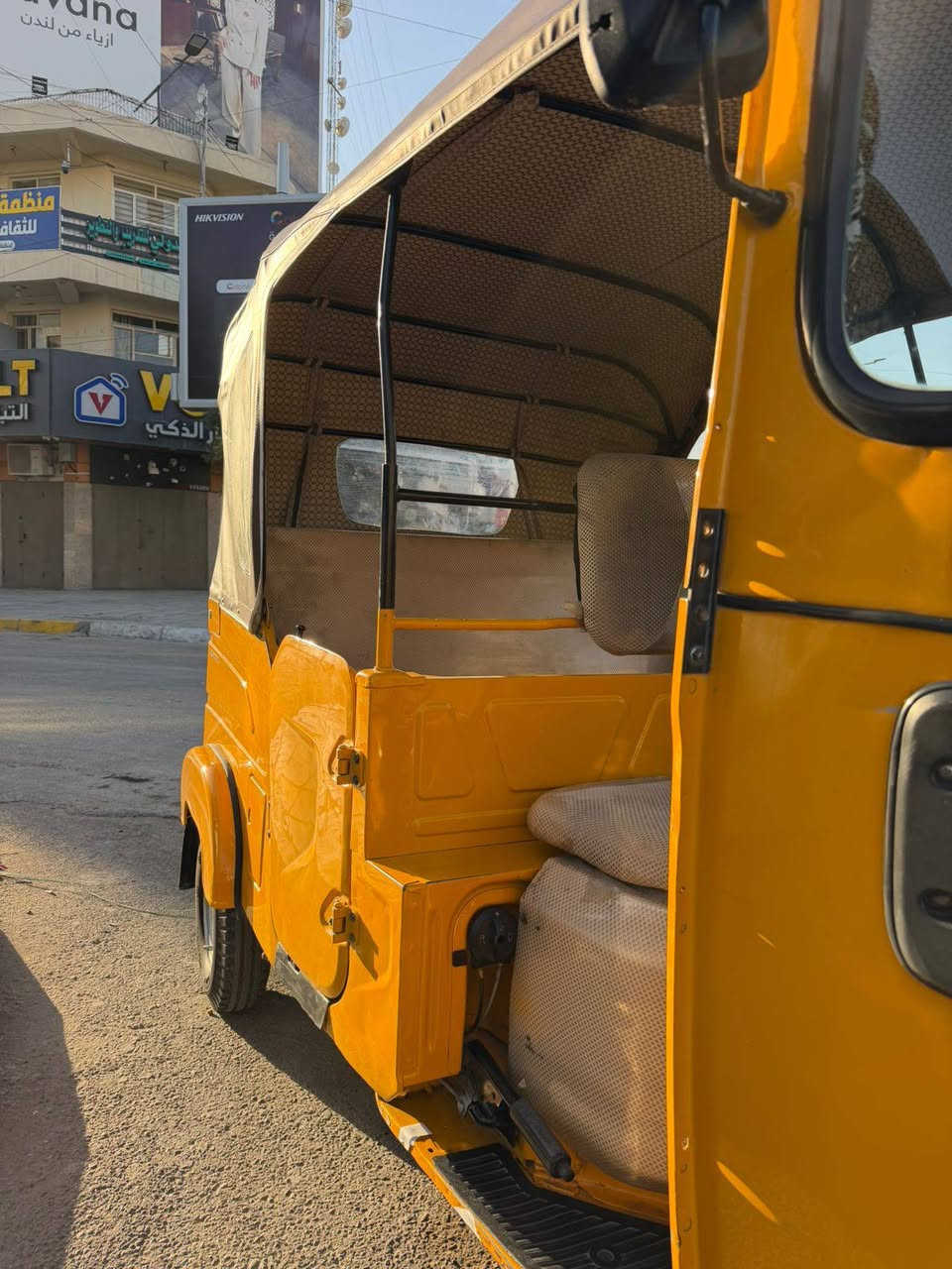 سلام عليكم تكتك ٢٢ نضيفه تكتك كبالك تجي تفحص وتأخذ خير من الله مناقصه شي شراي اتصل وبك خير ودلل (تكتك عليه غرامات ) سعره ٨وربع وبيه مجال *********** متواجد وتساب
