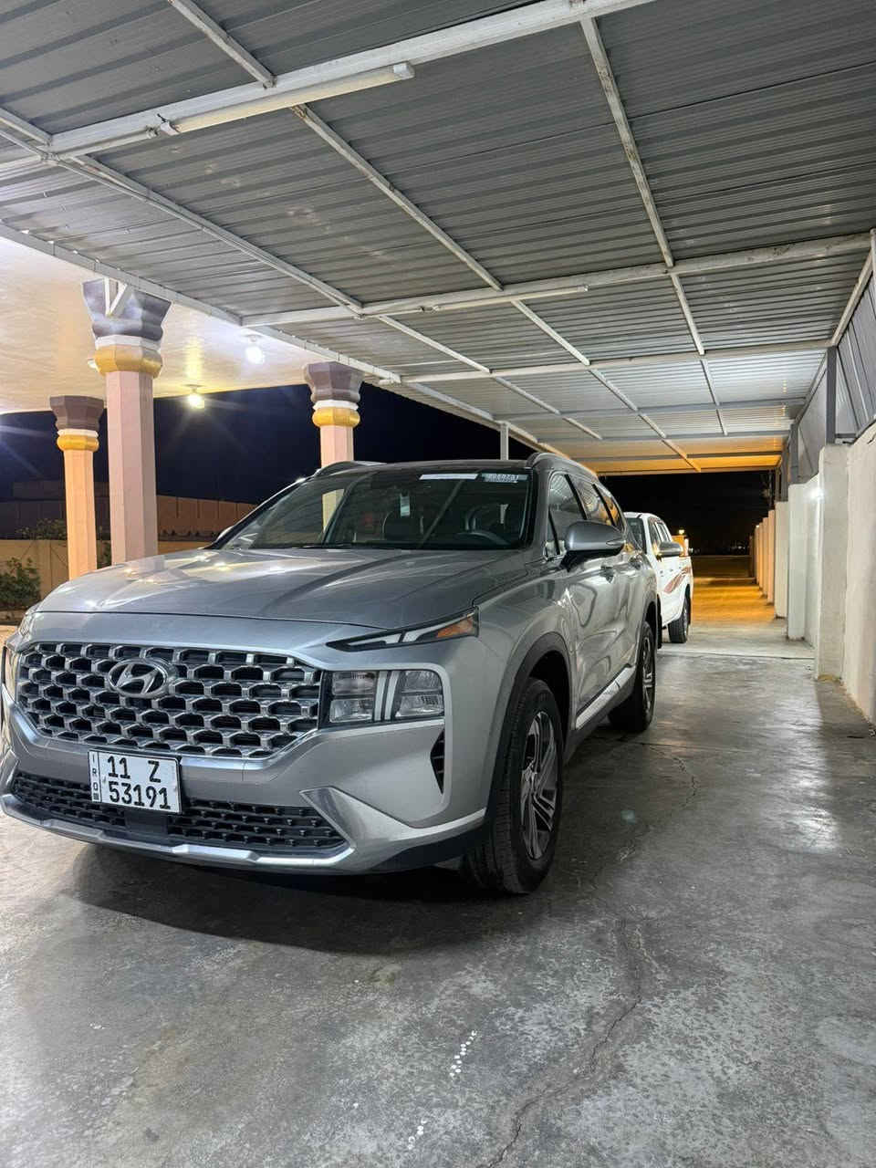 السلام عليكم اخوان 
سنتافيا 2023
السيارة فووول اخوان مكينه 2500 تنفس طبيعي 
حادثها قبق جنطة فقط بدون اي داخل 
ماشية 43 
كل المواصفات بيها بصمات كاميرات محيطية 360 درجه تدفئة كشنات بانوراما ع طول السيارة 
كشنات جلد وباقي المواصفات سيارة بريحة الشركة 
والسيارة بأسمي 
مكانها واسط الصويرة 
اخوان اني مكلف بالنشر 
رقم صاحبها ***********
