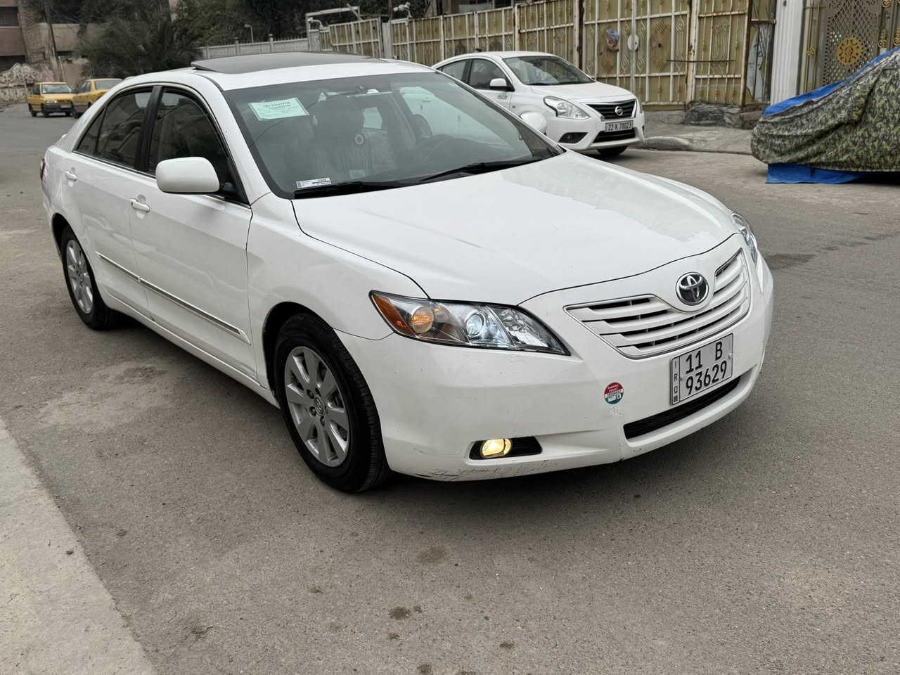 سلام عليكم 
للبيع تيوتا كامري 2009 فوول مواصفات لمتد محرك 3500 سته سلندر بلادي وبدون اي خلل كير بلادي
حداديه خلفي امامي مبدله جديد تخم تاير تدفئه تبريد كله شغال وبلادي كهربائيات كلشي شغال وبدون نقص 
وارد امريكي صور لحادث بلمنشور تلث قطع صبغ فقط بدون تبديل بدون ايرباك وبدون دواخل
سياره جديده ومشيه قليل وبلعافيه للياخذه مال جناي وبدون اي نقص بلسياره من كل النواحي
رقم وهزه جديد سنويه لل2030 تحويل مباشر 
سعر 105 ومجال بسيط 
اخوان لتقيسوه بلمصبوغات حزام وعام وبيهن شواصي لسياره لمتد فول اعلى مواصفات ولون ابيض وبدون ايرباكات وبدون دواخل وبلعافيه للياخذه
مكاني بغداد الشعب مقابيل سوق شلال
***********
