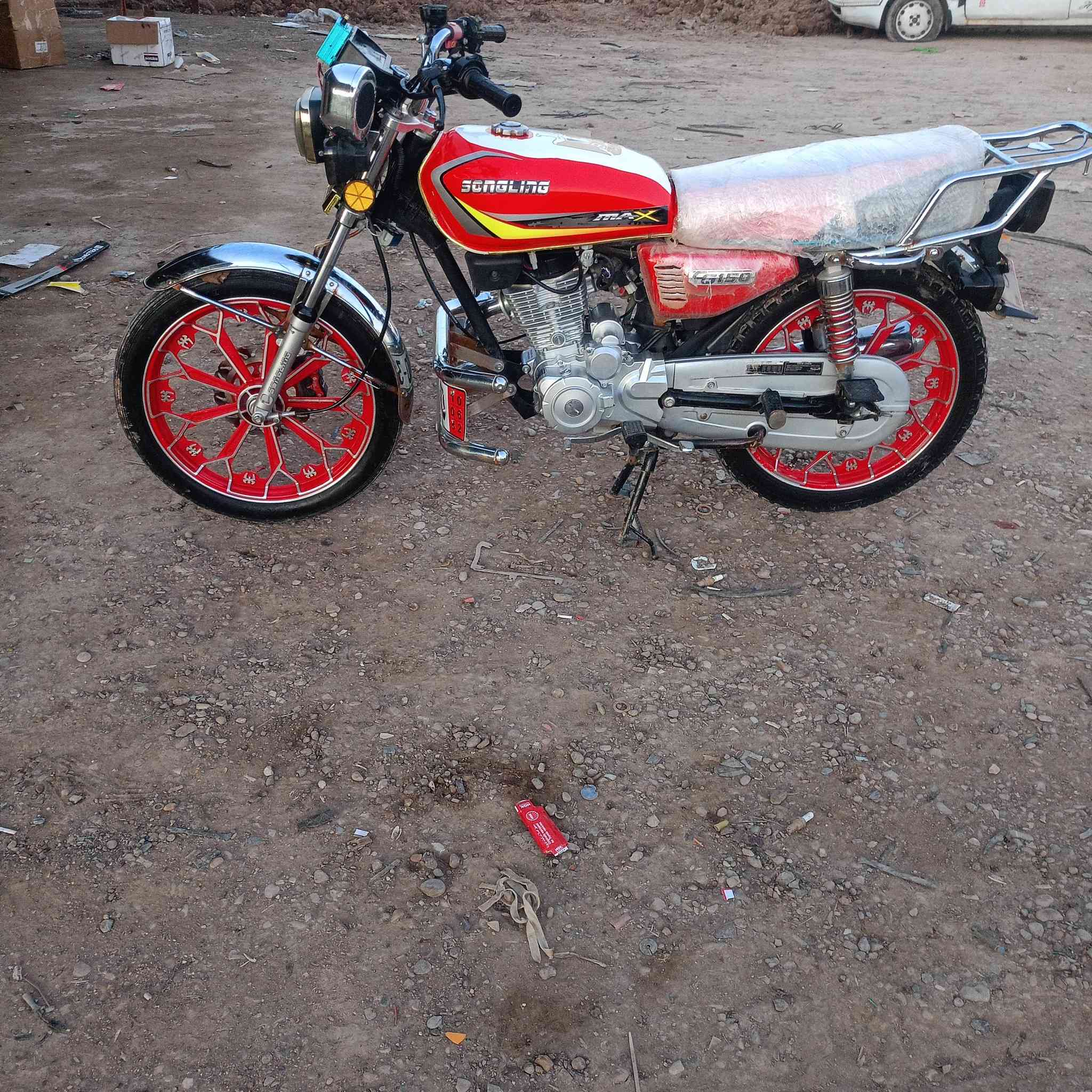 السلام عليكم سيفان للبيع مكفوله أوراق كامله موديل 2024 السعر 625 وبيها مجال مكاني الخالص التحويله ***********
