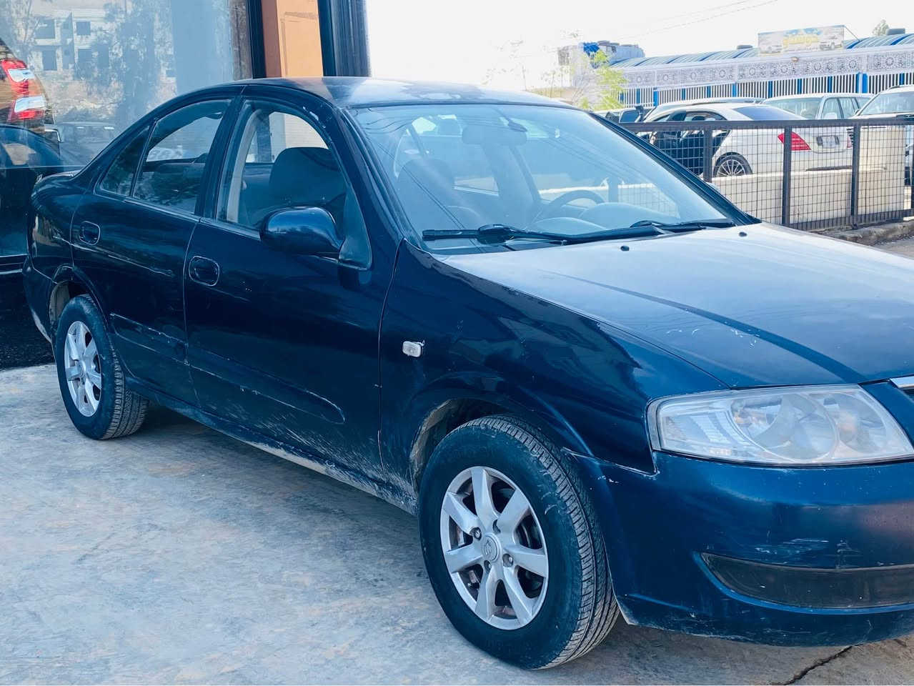 نيسان سني 2011 گير عادي به شەرتی گێر ومەکینە و تەبریدو  سنەوی نوێیە رەقەمی نوێیە  4تایەی نوێیە  سەیارەکە  زۆرجوانە مالێ دۆستە 
5 پارچەی  سبوخە  کمیک  پێشی  لێدانی  ھە یە 
سعری 63 وەرەقە کمیک مجال
لەکۆ یە دادەنیشم 
***********
*********** كويسينجاك, أربيل
