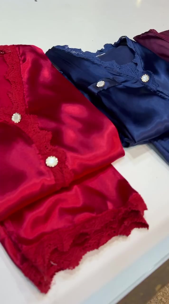 قماش ستن
L.XL.XXL.3XL
مشكل الوان الدرزن


**إذا كنت صاحب هذا الإعلان وتريد حذفه لأي سبب، رجاءا أرسل رسالة إلى الدعم الفني**