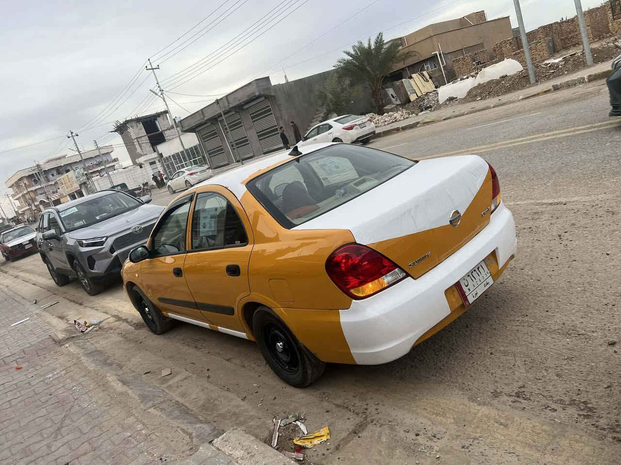 للبيع او مراوس حسب القناعه ترهم نقد وترهم مقدمه 50 ورقه وما فوق والباقي اقصاط نيسان سني 2011 مؤسسه كير عادي محرك 1600 اسود مرقوب  رقمها بغداد شرط التحويل ضررها جاملغ  وراس البنيد صبغ بدون دواخل مكاني حديثه بروانه الاستفسار ***********
