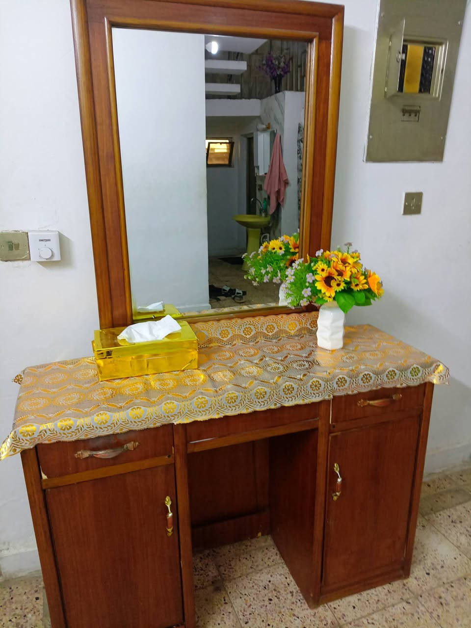 ميز تواليد نضيف داخل وخارج صاج شغل تكمه منطقة الاعلام شارع الضغط.. سعر 40


**إذا كنت صاحب هذا الإعلان وتريد حذفه لأي سبب، رجاءا أرسل رسالة إلى الدعم الفني**