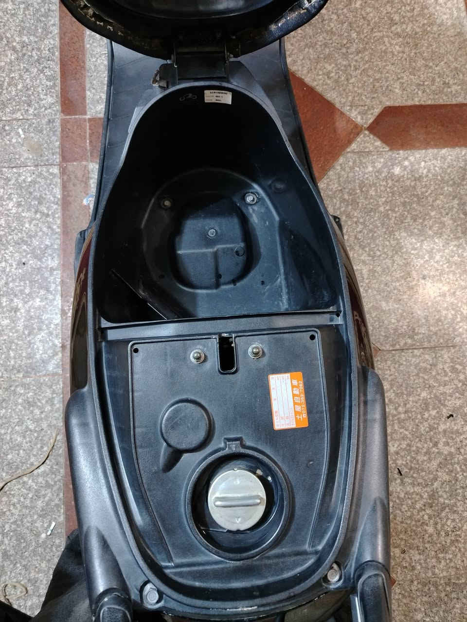 #استخدام قليل سبيسي نوع ياباني 
#السعر 1300
#عنوان كوت داموك
#رقم الهاتف 0737202633
#الرقم الثاني ***********
#للستفسار اتصل خاص موجود تحياتي لكم اخوكم سجاد ابو علي
