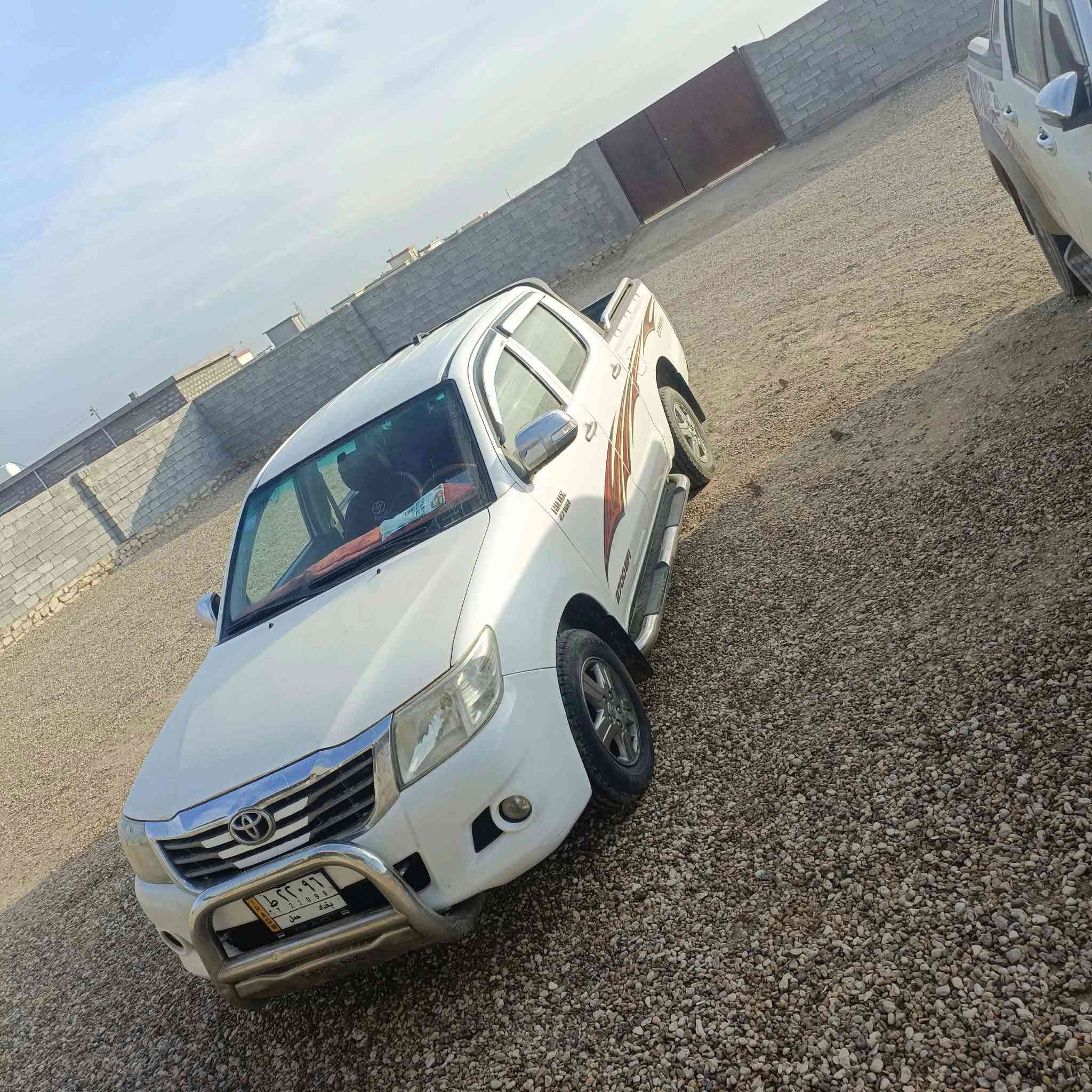 للبيع بيكم هايلوكس موديل 14 كويتي اوتوماتيك العنوان الرماد الانبار السعر 218 بها مجال ماشيه 179

***********.مكلف بل نشر رقم الهاتف
