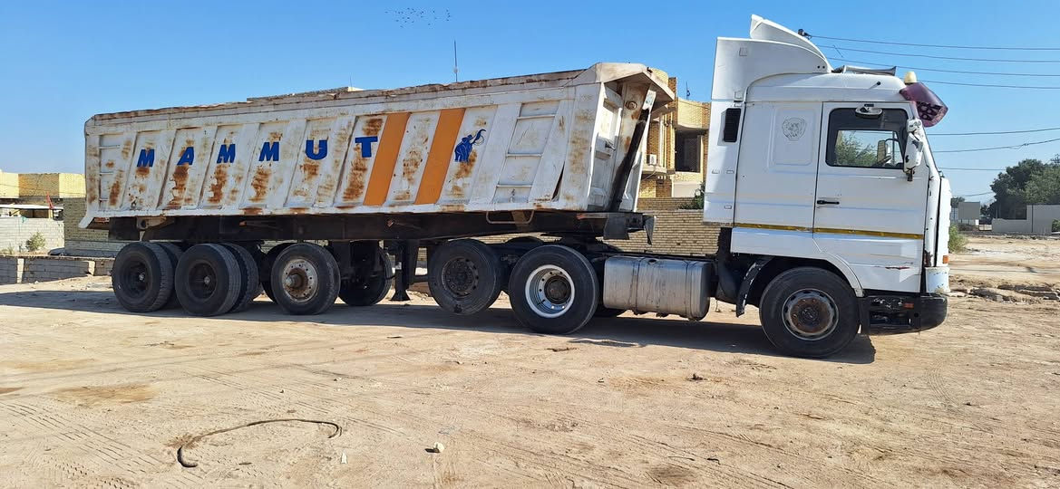 اسكانيه راس سحال قلاب + فلات ٣محور بسنويه مكينه استندر بيه بخار كير ٥/٥وعربانه ماموت عمل بغداد ٢ دنكير والثالث تعليك رقم بصره سنويه منتهيه تحويل مباشر رقم هاتف *********** العنوان ناصريه
