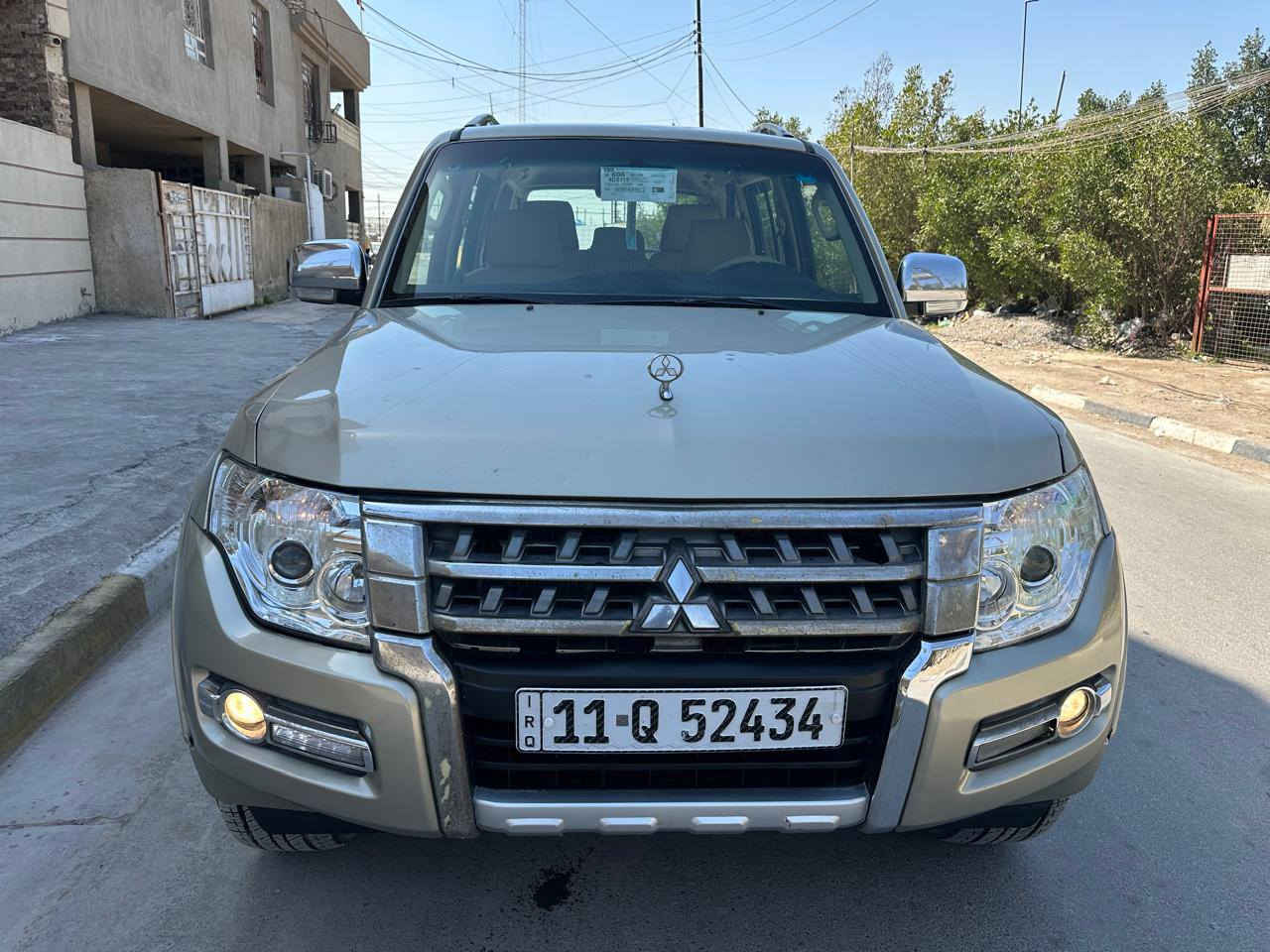 السلام عليكم سياره باجيرو موديل 2010خليجي مواصفات نص فول محرك كير صدر تبريد تخم تاير مكفولة رقم بغداد بسمي سياره جاهزه حلوه كلش العنوان بغداد الامين شارع نواب سعر 115$بيه مجال بصيط النتصال ***********
