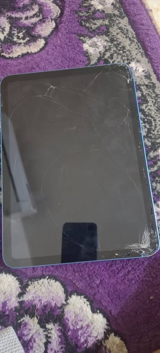 سلام عليكم ايباد ١١ ذكره ١٢٨ بطاريه ٩٩ شاشه مثل ما ماواضحه بل صوره بيع وراوس سعر ٢٧٥ مكاني بغداد الشعله تصال ***********
