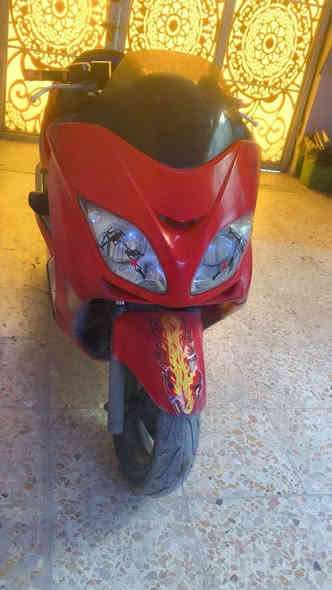 سلام عليكم فورزا 08 دراجه حلوه تخبل مكينه فول دراجه مذب عليها ربع بصمه دشبولها كله شغال كهربائيتها بس كفراتها عليك تقريبن مصبوغ شبر بصفحه السعر ٧٥٠ وبيها مجال مستعجل على بيعتها *********** بغداد حي اور
