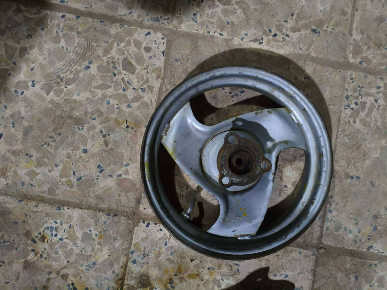 سلام عليكم غراض مناسبات مال عدله
كفرات بلادي لون اسود 
ويل بلادي امامي 
يدات بريك و بانزين بلاديات 
دبل خلفي 
شيال بلادي 
كاعيه سوده 
واقيه صالصنه صجميه اصليه 
شوته بلاديه فلتر هم بيها جديد ومختمه 
رجاء رجاء لي مو شراي لا يتعبني ول غراض مناسبات


**إذا كنت صاحب هذا الإعلان وتريد حذفه لأي سبب، رجاءا أرسل رسالة إلى الدعم الفني**