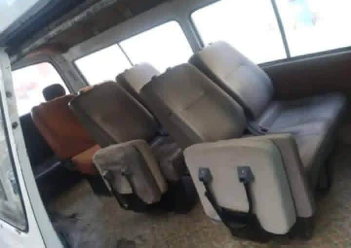 سلام عليكم خوان سياره فاتون مديل تسعه البيع خوان سياره رقم احمر صدامي بغداد وراعيهه موجود وريد مداوؤ سياره مكينه ونجي وكير  واكسن وحداديه وتخم تاير جديد خوان مكينه بيهه تنقيص  هاذه رقمي *********** واني بل خدمه خوان سياره عليهه غرمات مروريه مليون ٤٠٠ عله مشتري مكان بابل خويه استفسار نتصل سعر سياره ٢٨ ولا اكو مراوس اراوس عادي
